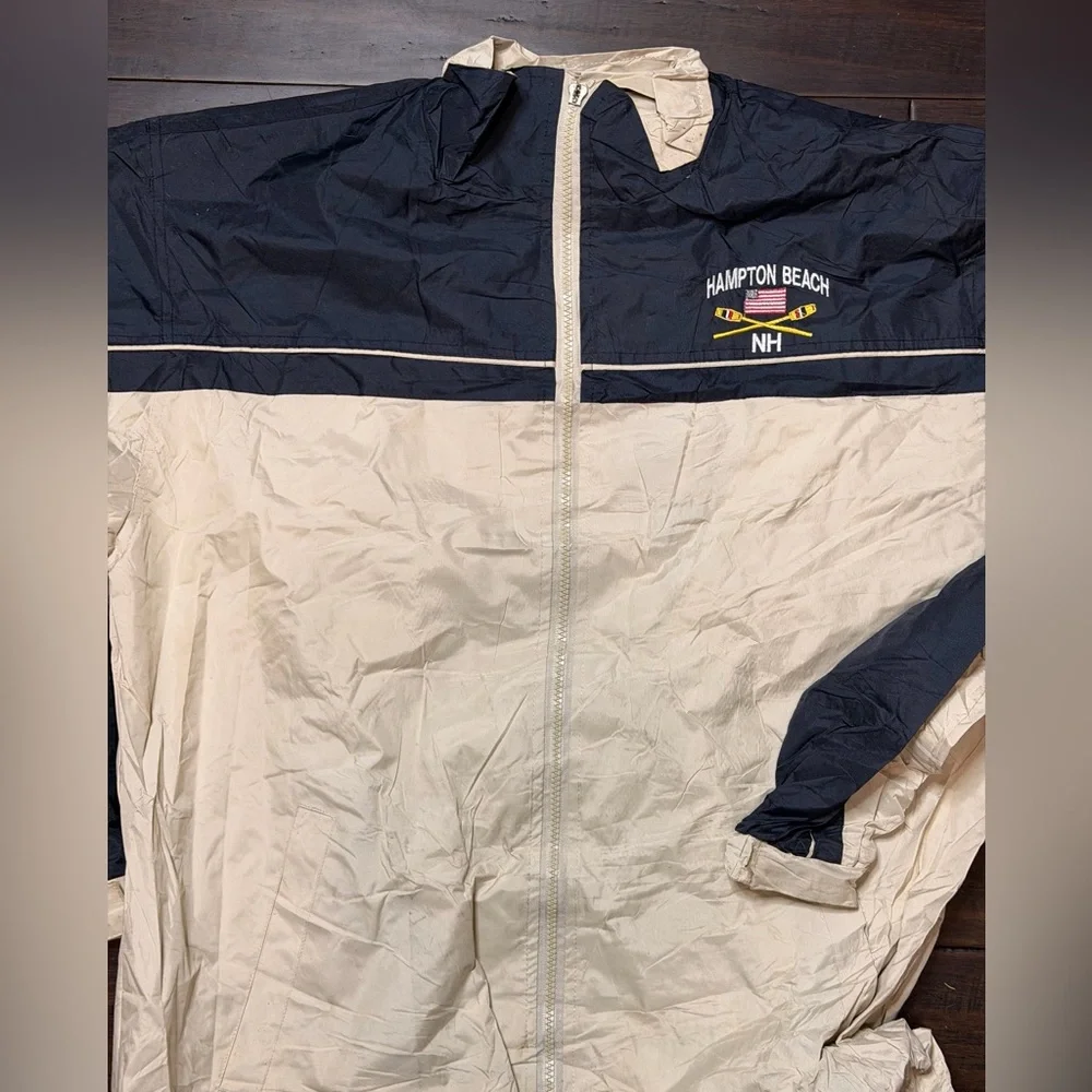 Hampton Beach Navy and Cream Windbreaker